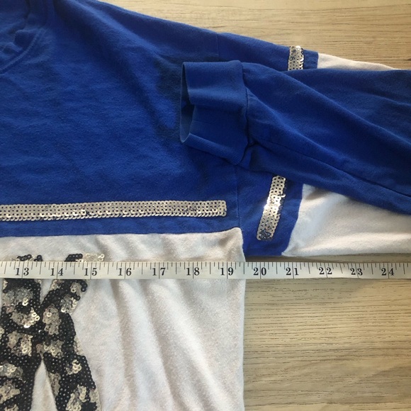 PINK Victoria's Secret Blue Tee - Picture 3 of 8